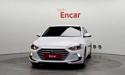 Hyundai Avante 2017, 135866 км, за 4816.65 USD