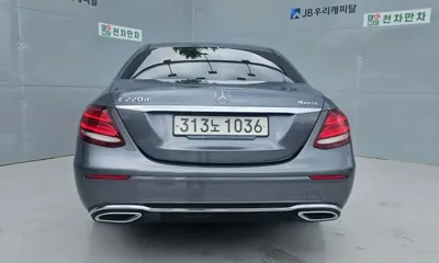Mercedes-Benz E-Class 2019, 93100 км, за 15854.54 USD