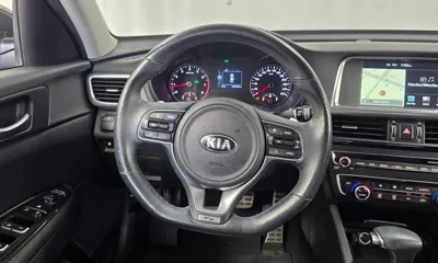 Kia K5 2016, 102232 км, за 6761.19 USD - фото 13