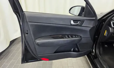 Kia K5 2016, 102232 км, за 6761.19 USD - фото 24