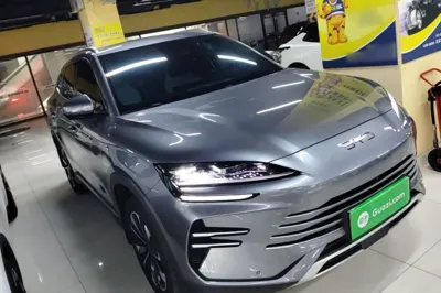 BYD Song PLUS New Energy 2025, 23000 км, за 16170 USD