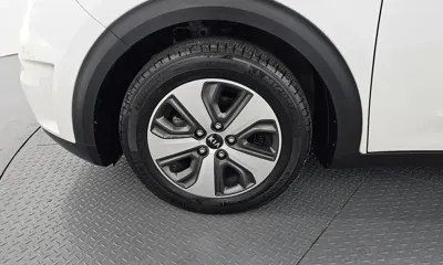 Kia Niro 2017, 158743 км, за 6761.19 USD