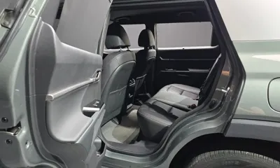 KG_Mobility_Ssangyong Torres 2024, 17666 км, за 16082.45 USD - фото 12