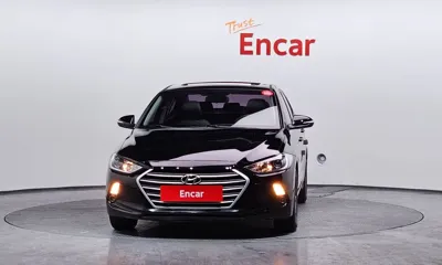 Hyundai Avante 2017, 74122 км, за 5219.69 USD