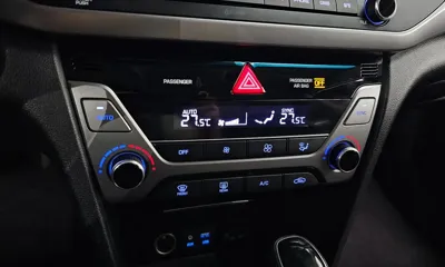 Hyundai Avante 2017, 74122 км, за 5219.69 USD - фото 17