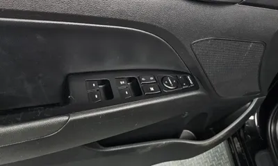 Hyundai Avante 2017, 74122 км, за 5219.69 USD - фото 19