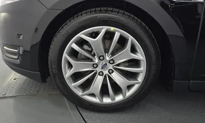 Ford Taurus 2017, 120298 км, за 4297.71 USD