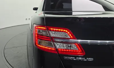 Ford Taurus 2017, 120298 км, за 4297.71 USD - фото 23