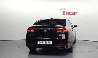Kia K7 2019, 49348 км, за 10733.81 USD