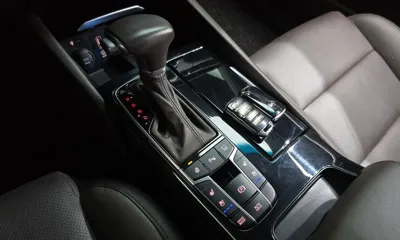 Kia K7 2019, 49348 км, за 10733.81 USD - фото 9