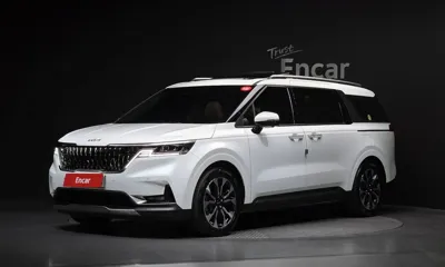 Kia Canival · 2023 год