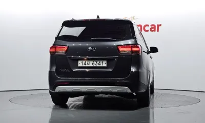 Kia Canival 2015, 171014 км, за 5583.29 USD