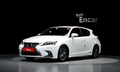 Lexus CT200h