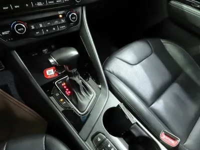 Kia Niro 2020, 134718 км, за 10733.81 USD - фото 9