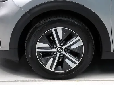 Kia Niro 2020, 134718 км, за 10733.81 USD - фото 15