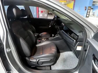 Kia Niro 2020, 134718 км, за 10733.81 USD - фото 20