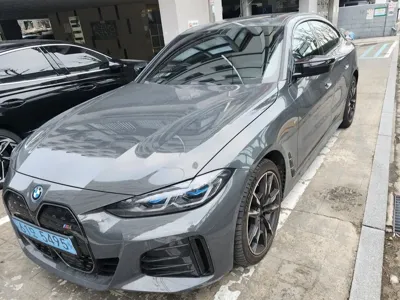 BMW i4 2024, 34000 км, за 36852.36 USD - фото 12