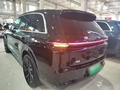 Li Auto Li L8 2024, 48500 км, за 30619.9 USD