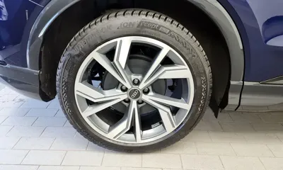 Audi Q4 e-tron 2023, 38238 км, за 28807.92 USD