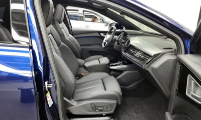 Audi Q4 e-tron 2023, 38238 км, за 28807.92 USD - фото 11