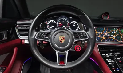 Porsche Panamera 2019, 97272 км, за 58473.73 USD - фото 13