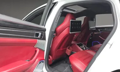Porsche Panamera 2019, 97272 км, за 58473.73 USD - фото 18