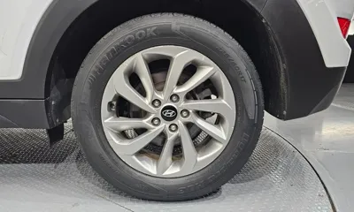 Hyundai Tucson 2017, 127235 км, за 6188.93 USD - фото 21