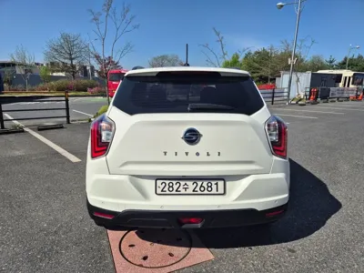 KG_Mobility_Ssangyong TIBOLI 2022, 73000 км, за 8865.6 USD