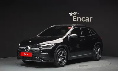 Mercedes-Benz GLA-Class · 2023 год
