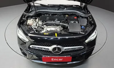 Mercedes-Benz GLA-Class 2023, 15168 км, за 28160.69 USD - фото 6