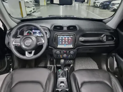 Jeep Renegade 2023, 1622 км, за 13668.03 USD - фото 7