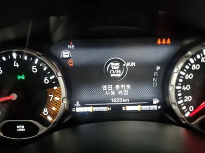 Jeep Renegade 2023, 1622 км, за 13668.03 USD - фото 8