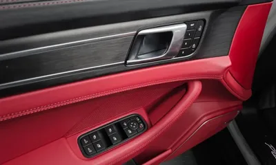 Porsche Panamera 2023, 10438 км, за 88617.57 USD - фото 14