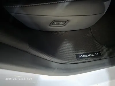 Tesla Model Y 2025, 39058 км, за 32164.89 USD