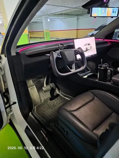 Tesla Model Y 2025, 39058 км, за 31921.84 USD - фото 9