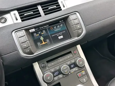 Land Rover Evoque 2016, 90800 км, за 9240.55 USD - фото 14