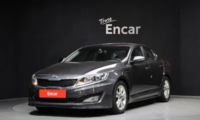 Kia K5 · 2011 год