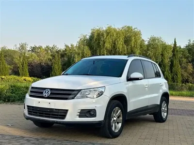 Volkswagen Tiguan · 2012 год