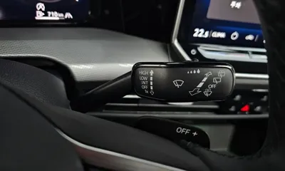 Volkswagen Golf 2025, 7859 км, за 23387.63 USD - фото 27