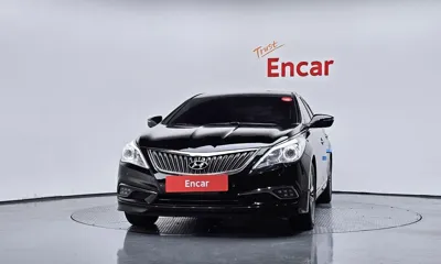 Hyundai Grandeur 2017, 142627 км, за 4726.27 USD