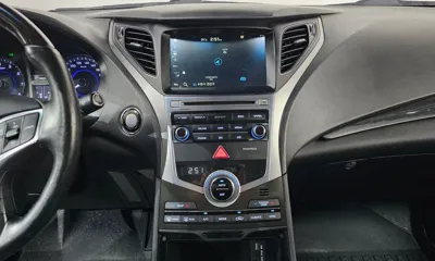 Hyundai Grandeur 2017, 142627 км, за 4726.27 USD - фото 12