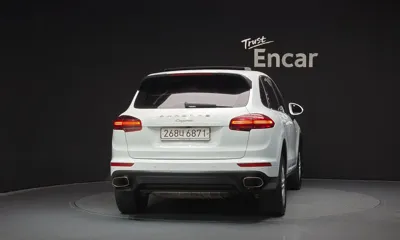 Porsche Cayenne 2016, 160274 км, за 11809.11 USD