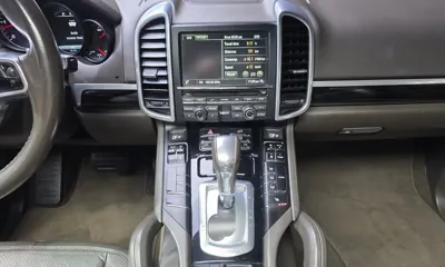 Porsche Cayenne 2016, 160274 км, за 11809.11 USD - фото 16