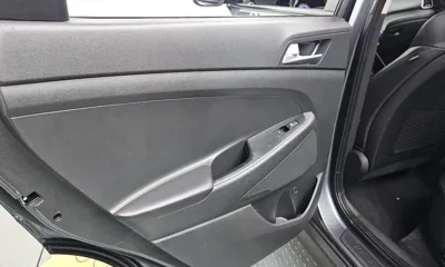 Hyundai Tucson 2017, 100858 км, за 8465.19 USD - фото 25