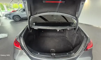 Mercedes-Benz E-Class 2021, 94780 км, за 24788.49 USD - фото 11