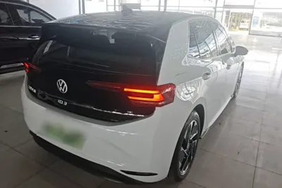 Volkswagen ID.3 2023, 48600 км, за 14335 USD - фото 6