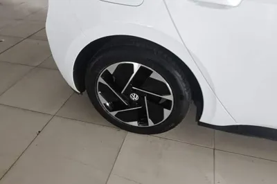 Volkswagen ID.3 2023, 48600 км, за 14335 USD - фото 11