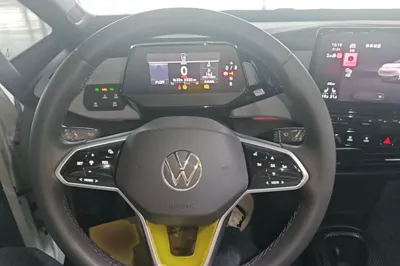 Volkswagen ID.3 2023, 48600 км, за 14335 USD - фото 13