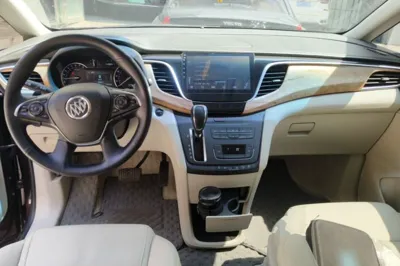 Buick GL8 2017, 96000 км, за 13902 USD - фото 9
