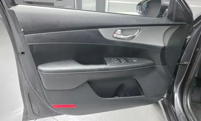 Kia K3 2020, 124092 км, за 7995.84 USD - фото 24